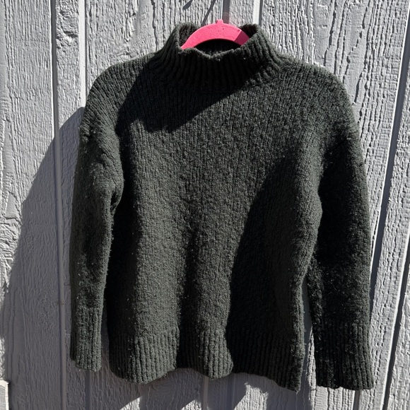 Vince Wool Blend Pullover Mock Neck Hunter Sweater, Size: M - Picture 3 of 13